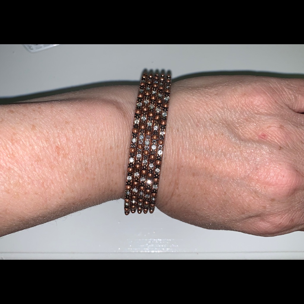 Premier Designs 5 Rose Gold Bangle Bracelets 24$